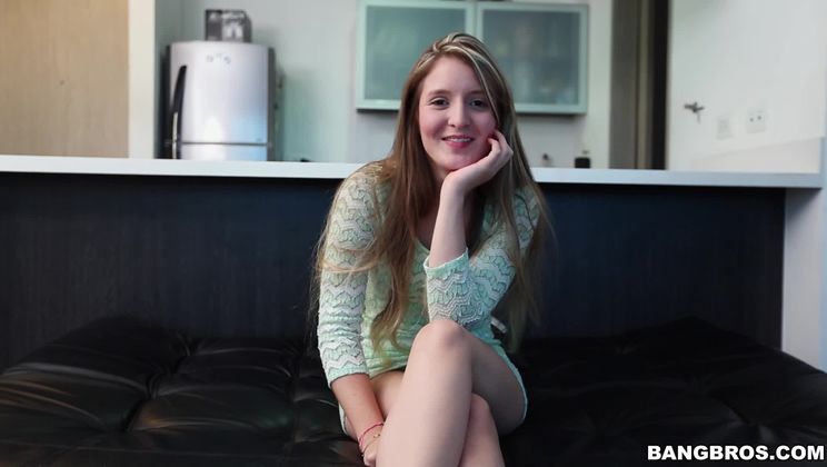 Colombian College Student Tries Porn