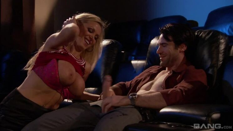 Nikki Benz bangs one out with her boyfriend in a movie theatre!