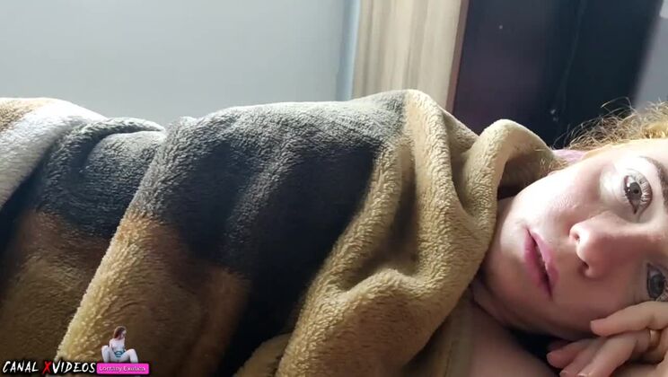 ESTAVAMOS TRANZANDO E EU FALEI COM CORNO FUDEDORDEBUCETA2017 DEIXA EU PUXAR SEU LEITE DE PONTA CABE&Ccedil;A COMPLETO NO RED