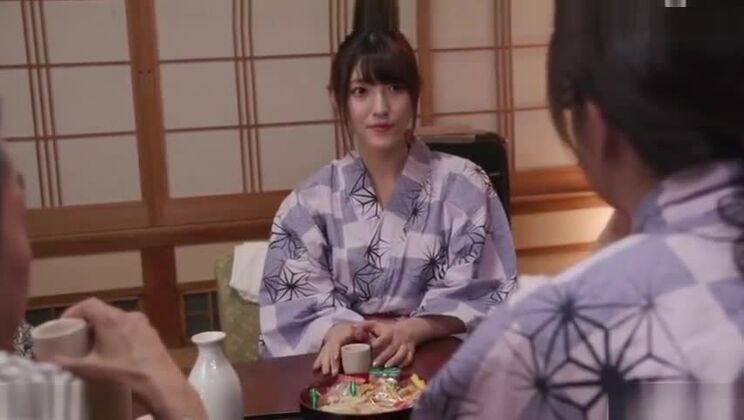 FSET-858 Family Trip To A Hot Spring Resort