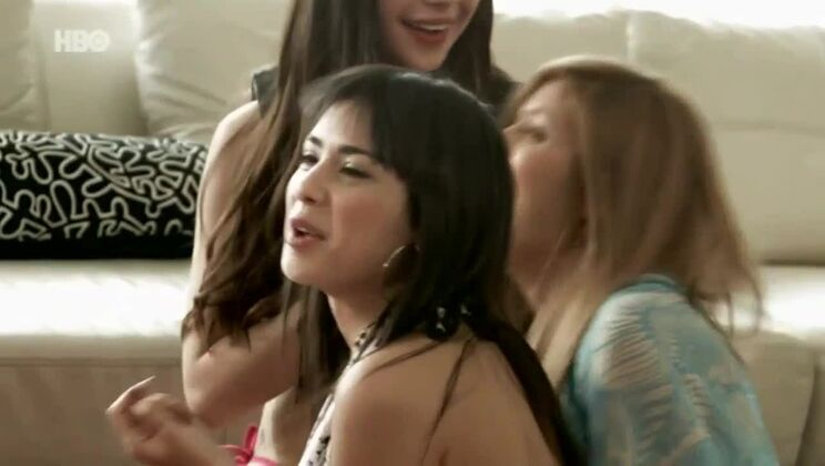 Roommates chapter 04 HBO