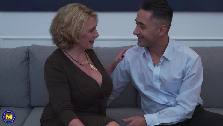 Camilla's Anal, Squirting, and Creampie Date with Her Big Tits!