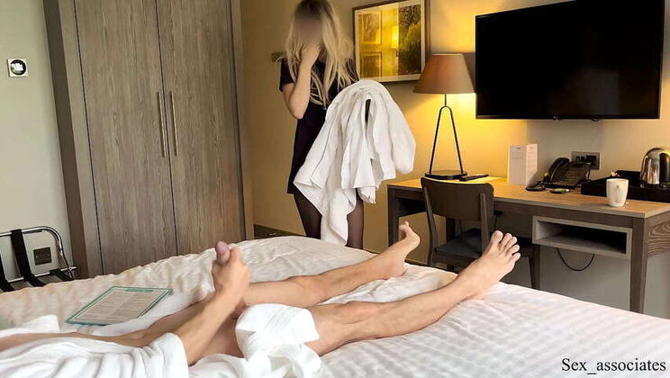 Exhibitionist's Delight: Big Dick Flashed in Hotel, Maid Agrees to Finish