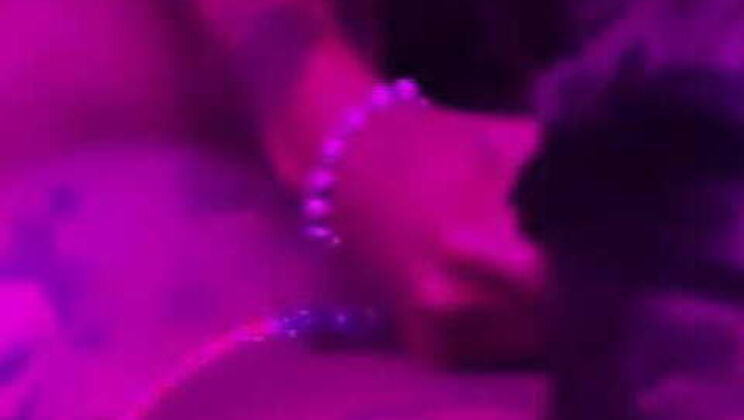 Thick Mixed Babe Receives Interracial Blowjob & Cumshot in Homemade Video