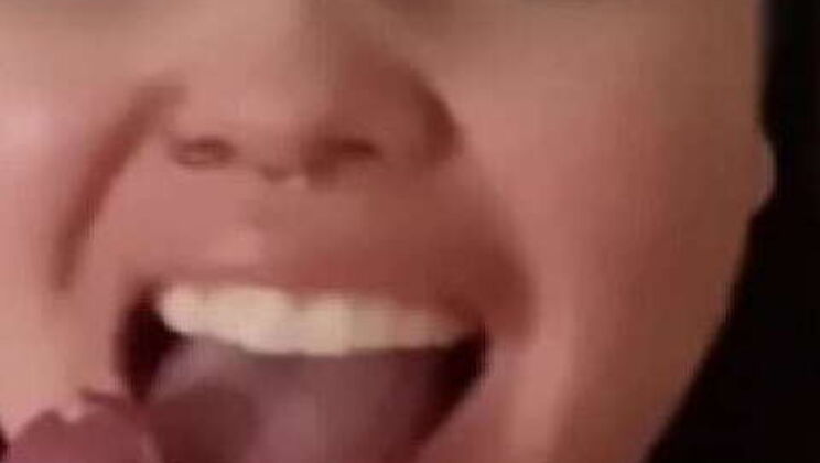 Uncut Cock Licking Frenzy: Dragunball & Cedeh Blowjob & Cumshot Show