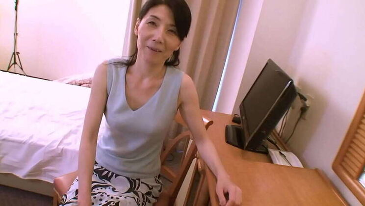 Japanese MILF Chiduru Tamiya Has Passionate Encounter with Stepson
