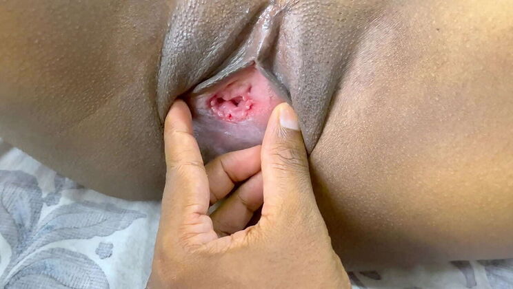 Fucking Hot Girlfriend Aaraddya and Her Horny Stepmom