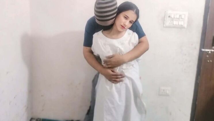 Cute Indian Step Sister Gets Fucked Hard by Step Brother - Tight Pussy Desi Homemade Sex