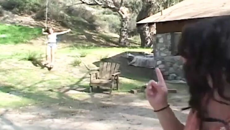 Horny Teens Jamie Elle & Ariana Jollee Share Johnny Thrust's Cock in Hot Outdoor Threesome