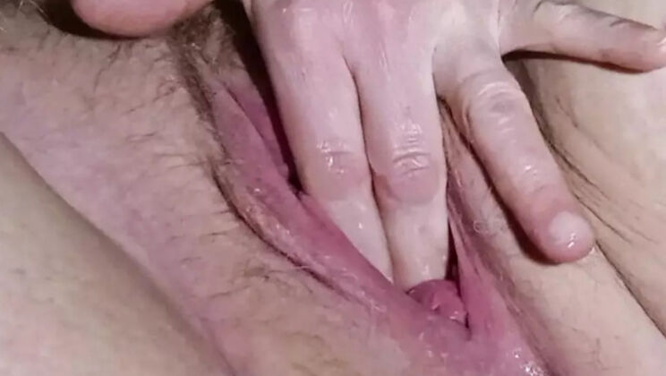 Horny Mature BBW Tittyxxl Fingers Her Hairy Pussy in Close-Up Solo Masturbation