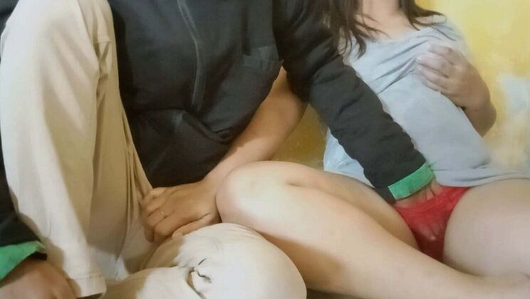 Viral Indonesian Motorcycle Taxi Driver Fucks Neighbor's Tight Pussy While Husband is Away