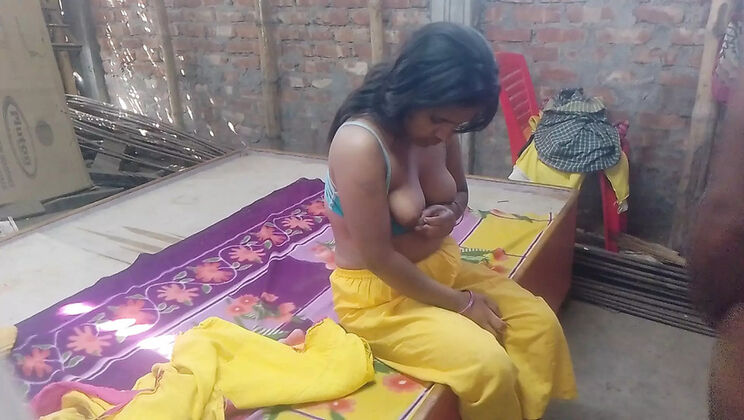 Natural Desi Village Girl Hot Sex Video 2025 - Indian Amateur Babe in HD