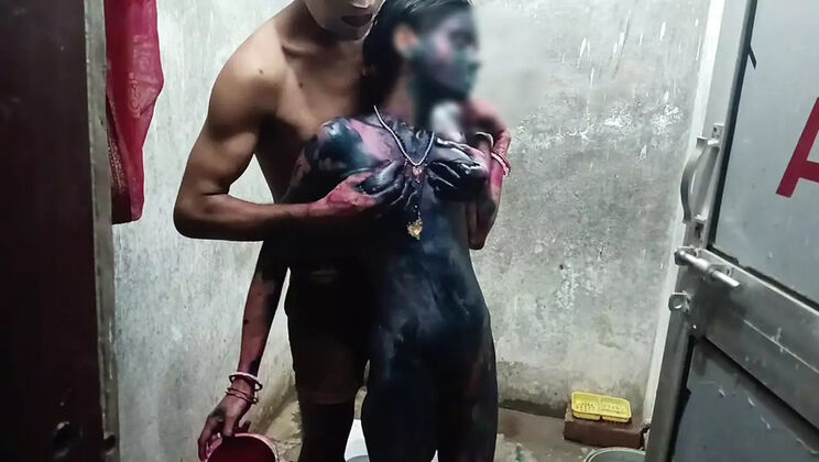 Desi Bhabhi Sarita Fucked Hard in Bathroom During Holi Festival - Devar Bhabhi Sex