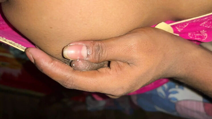 Desi Bhabhi Sathi Boudi Romantic Boob Milk Sex with Husband - Indian Homemade Love