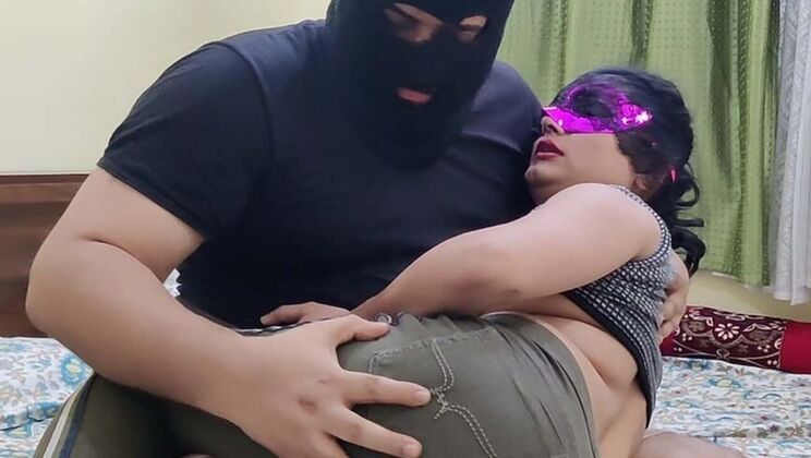 Hot Indian Malayali Aunty SanaThomas Fucks Director in Casting Couch - Blowjob, Cumshot & Dirty Talk