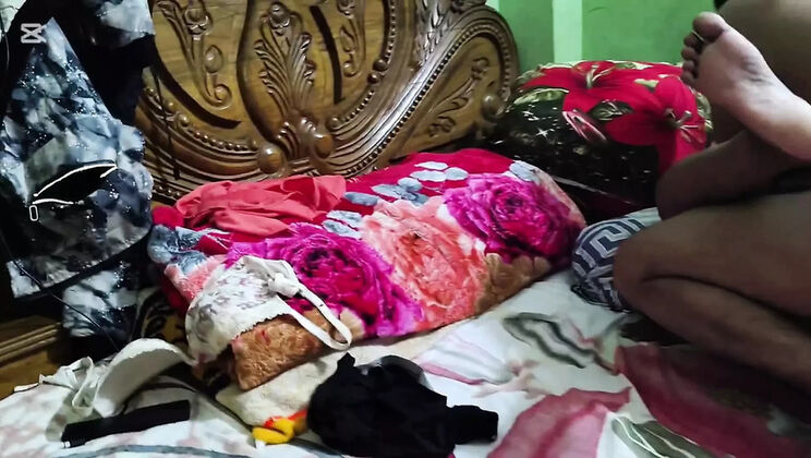 Bangladeshi Housewife Fucks Husband Hard - Doggy Style & Blowjob - Amateur HD Sex
