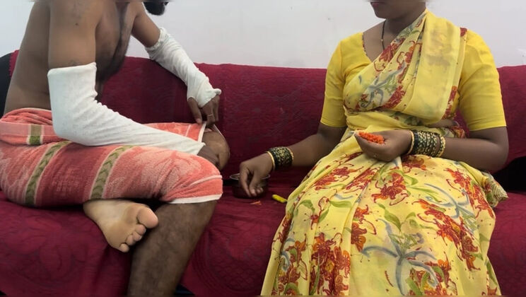 Hot Tamil Aunty Mary V Dirty Talk & Big Cock Fuck - Indian Desi Sex