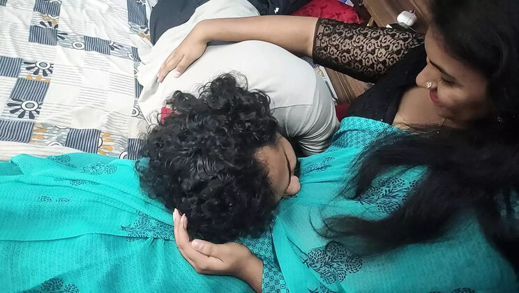 Desi Wife Hard Fuck in Bedroom - Saree Removal & Hot Sex with Vaigavarun45