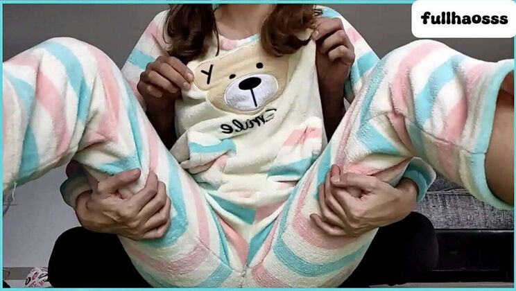 Stepdad Fingers Teen Stepdaughter's Tight Pussy in Risky Homemade Pajama Sex