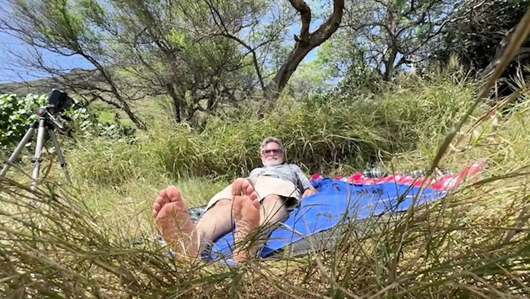 Hairy MILF Fucks on Hawaiian Beach - Amateur Couple Missionary Sex