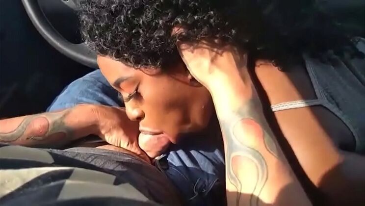 Hot Latina Joy Cardozo fucks raw with Bruna Black in wild street sex