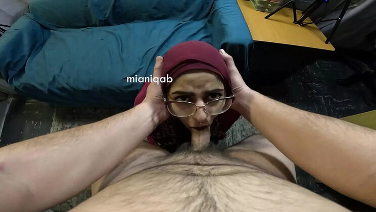 Mia Niqab Sucks Big Cock - Deep Throat & Cum in Mouth Compilation