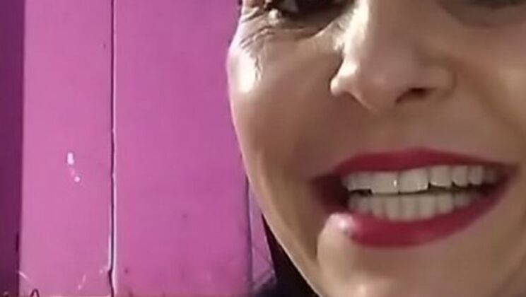Dinnigata Gets Wet in the Shower - Hot Legs & Oral Sex - Facial Cumshot