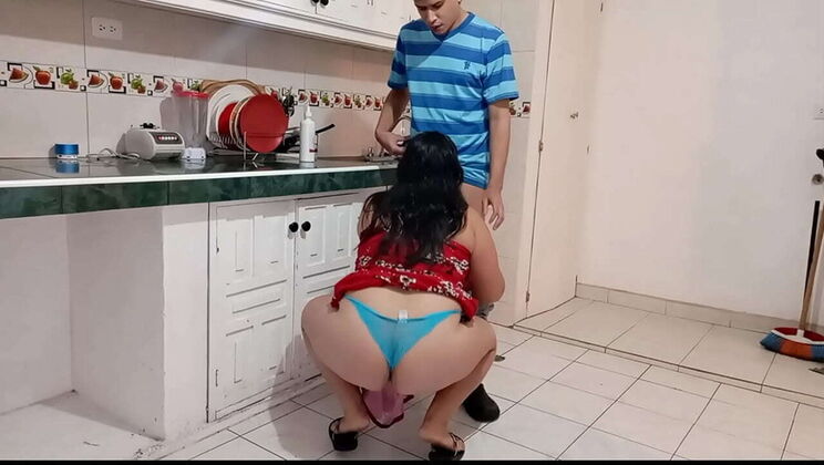 Step Mom Fucks Me Doggy Style In Kitchen After Catching Dad Cheating - Big Tits MILF Yalibbw