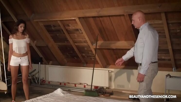 Young Babe Swings on Old Man's Big Cock - Hardcore Blowjob & Cum in Mouth