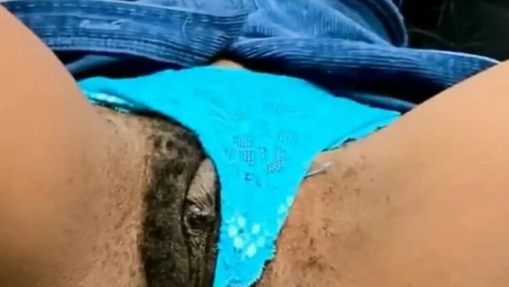 Barqueen Amateur Squirting Pussy Fingering Solo Masturbation HD Close-Up