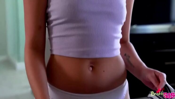 Alex Coal Stepsister Fuck - Taboo Family Slut