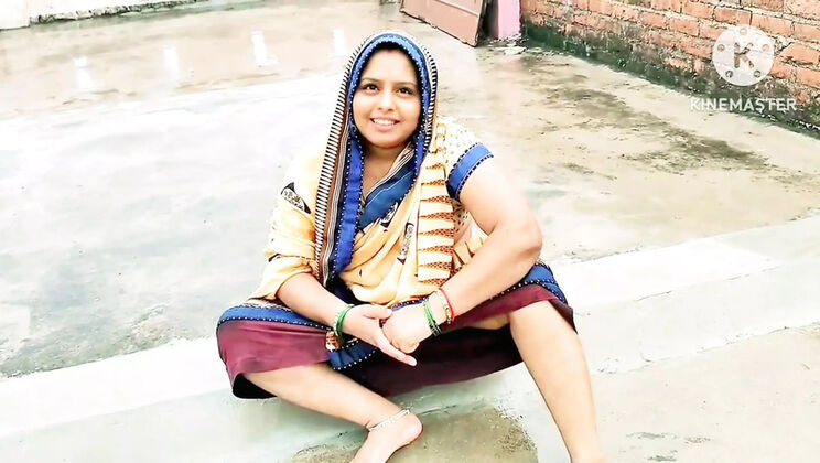 Desi Bhabhi Hardcore Sex with Hindi Audio - Padosh Wali Aunty Rough Fuck