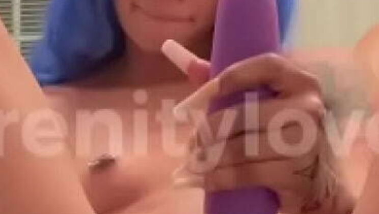 Amateur Ebony Girl Serenitylove001 Creaming and Cumming with Toys