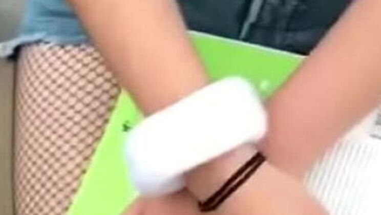 Mexican Teen Samantha 18Yo Gets Paid for Public Sex with Big Tits Blowjob and Cumshot on Street