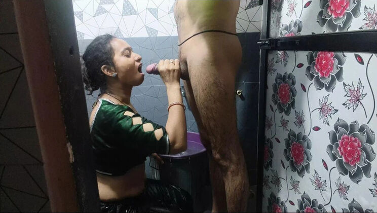 Hot Indian Desi Girl Sagita Sharm First Time Blowjob & Face Fuck in Bathroom 4K