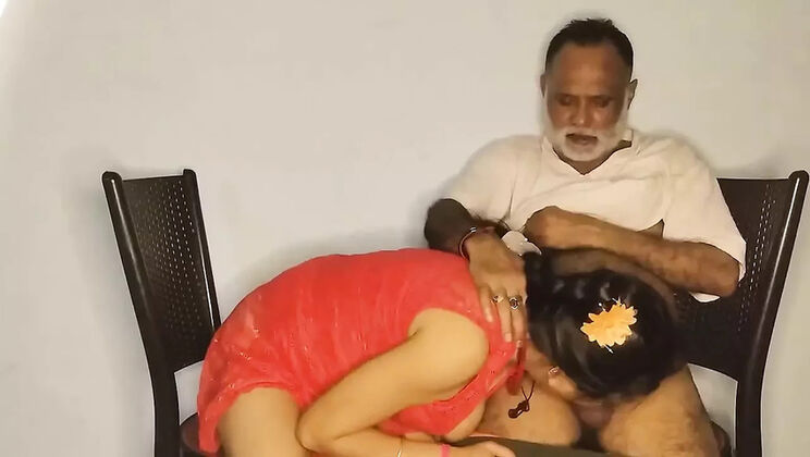 Hot Step Sister In-Law Romantic Foreplay Lip Kissing Sucking Her Big Nipples Boobs