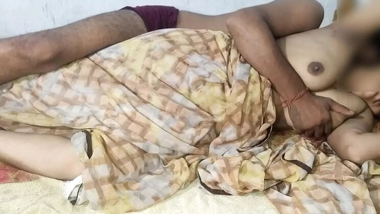 Desi Padosan Ki Chudai - Rashirai Fan's Hot Indian Sex Video with Doggy Style and Orgy