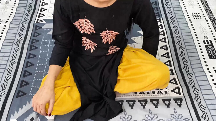 Desi Punjabi Aunty Big Ass Fucked Hard Doggy Style HD