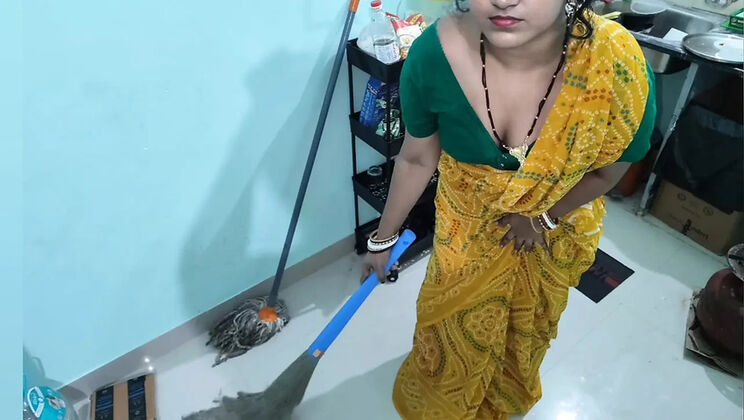 Indian Maid Shraddha Pandey Fucks Owner For Advance Money - Horny Desi Bhabhi Deep Throat Blowjob & Doggy Style Sex