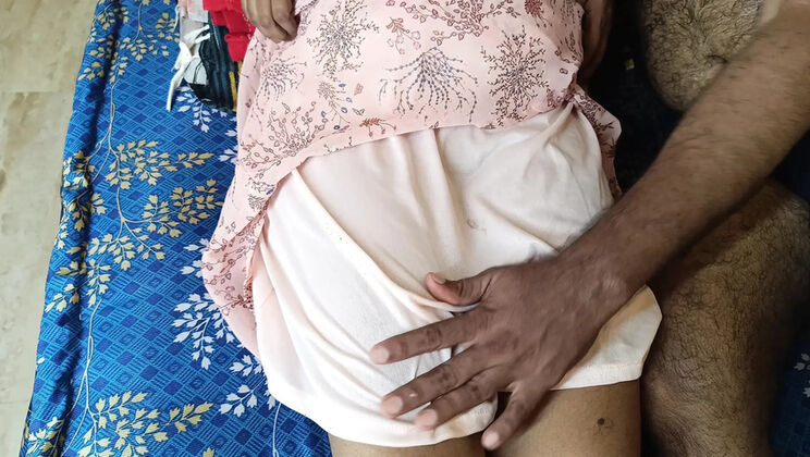 Hot Married Indian Housewife Shares Bed With Neighbor Bachelor - Hardcore Fucking in HD