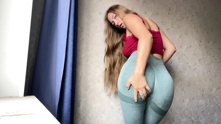 Stacy_via Hot European Blonde Solo Masturbation with Giant Cock and Pink Asshole Closeup