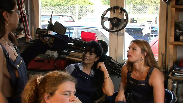 Sexy Susi Office Threesome Fuck with Big Tits and Blowjob