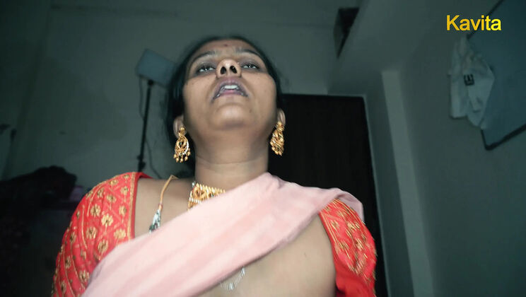 Desi Indian Kavita hairy pussy close up fuck and happy riding in HD