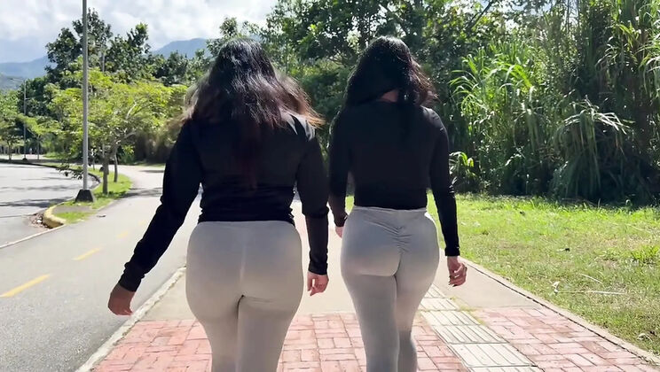 Jenifer Play Double Fun: Hindi Audio Hot Threesome with Nude Girls