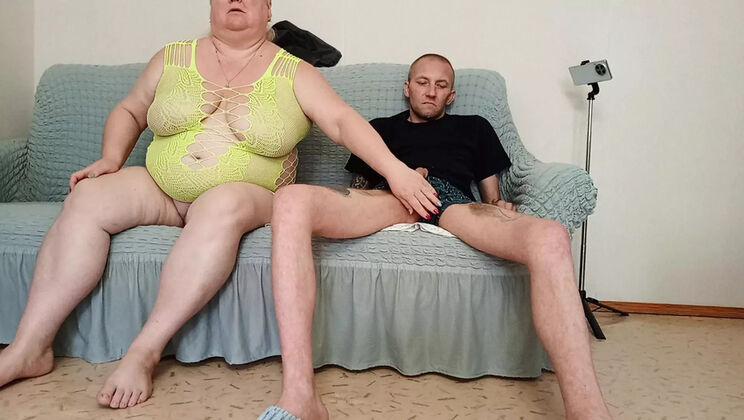 BBW MILF Zona901 Deep Throat Cock Sucking and Thick Cum Swallow