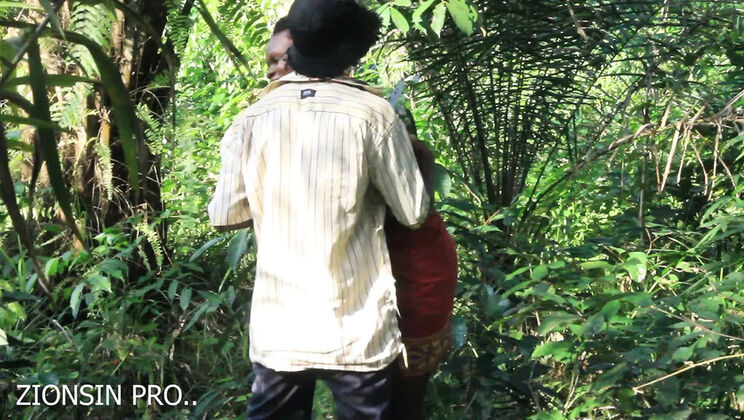 Amateur Homemade Sex: Taking My Hot African Friend to the Farm for Juicy Pussy Fucking