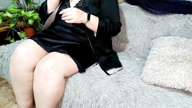 Slutty Stepmom Teaches StepSon Anatomy With Wet Pussy MILF Lesson