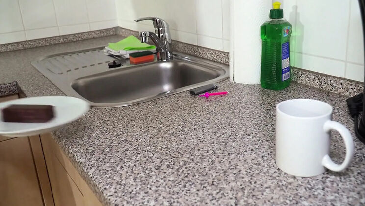 German Horny MILF Manu Magnum Fucked Hard in Berlin - Big Tits Blowjob and Cum on Boobs