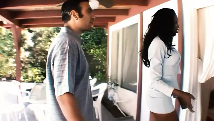 Nyomi Banxxx Ratchet MILF Anal Blowjob & Cumshot