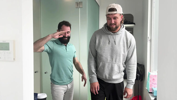 My Boyfriend's First Gay Experience with an American - Amateur Handjob Cumshot & Bisexual Threesome